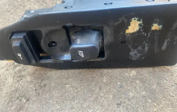 Volvo S60 Electric window control switch