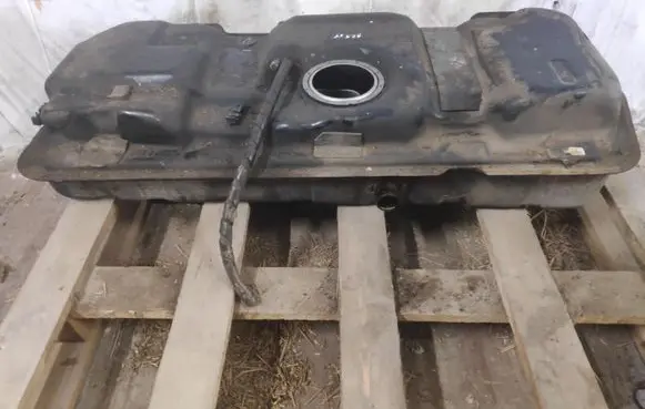 KIA Carnival Fuel tank 