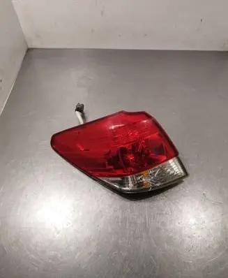Subaru Outback Rear/tail lights 22020067