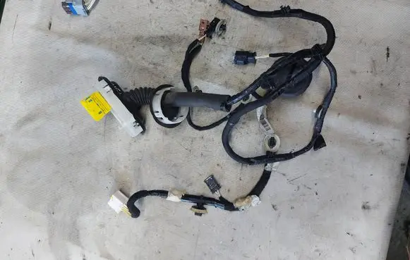 Citroen C4 Cactus Front door wiring loom 9809783780