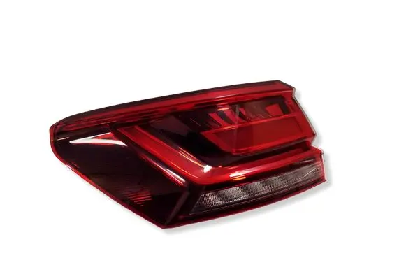 Volkswagen Touareg III Rear/tail lights 760945095A