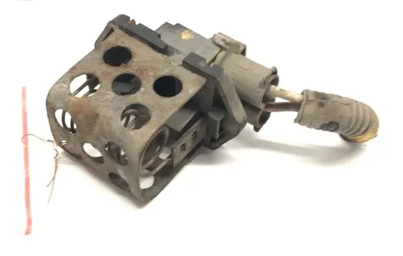 Dacia Duster II Fan control module 7700432632