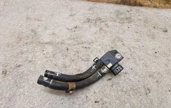 Hyundai ix35 Exhaust gas pressure sensor 392102A800