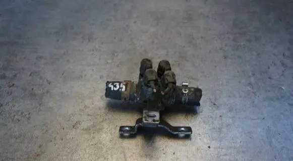 Citroen Berlingo Coolant heater control valve 