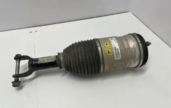 Dodge RAM Front shock absorber/damper 68260911AF