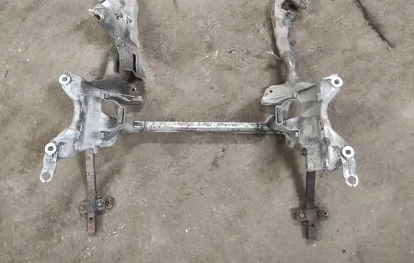 Audi A4 Allroad B8 Front axle beam 