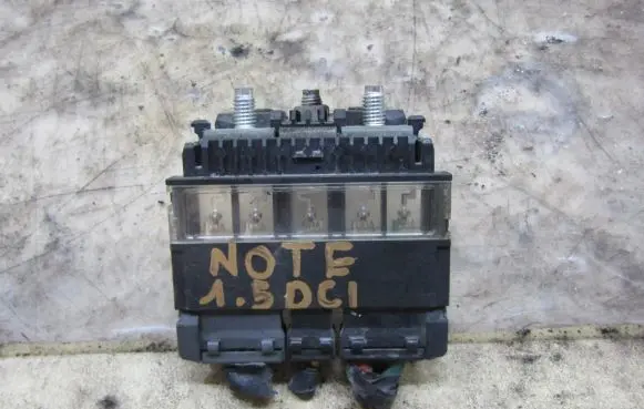 Nissan Note (E12) Battery relay fuse 