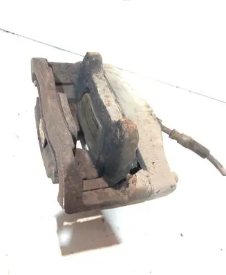 Volvo XC90 Front brake caliper 30657307
