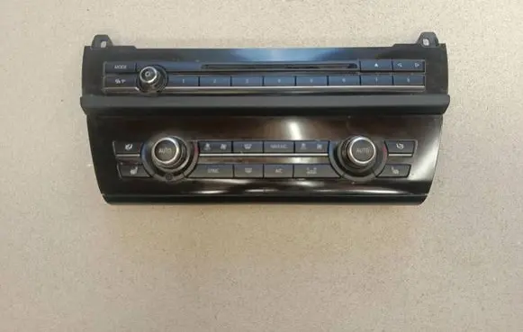 BMW 5 F10 F11 Climate control unit 6805770 0002658761 900256340037