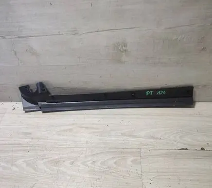 Renault Kangoo III Sliding door trim (molding) 828309050R