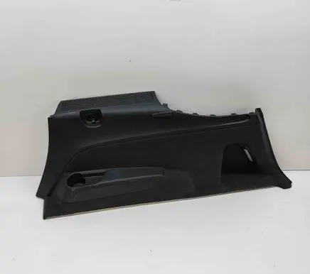 Trunk/boot side trim panel