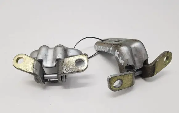 Opel Crossland X Rear door hinge set A046057