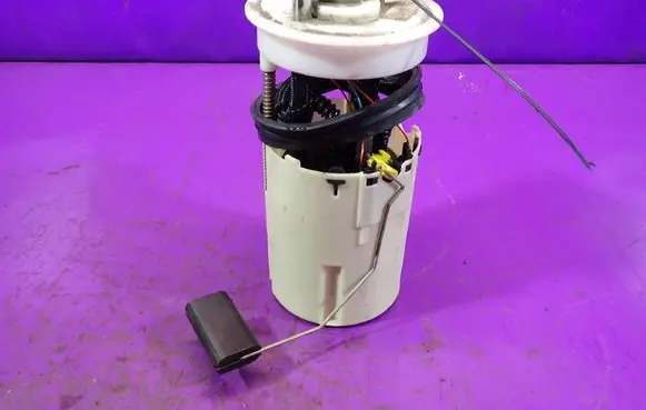 Nissan Primera In-tank fuel pump 