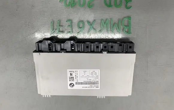 BMW X6 E71 Seat control module 9221864