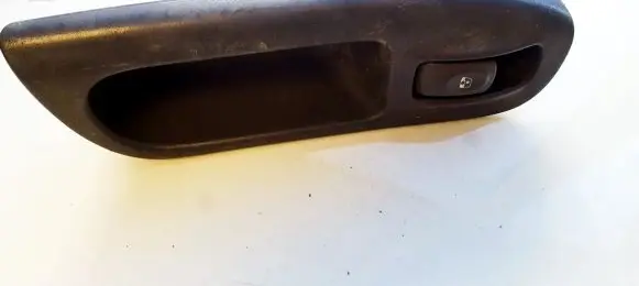 Renault Scenic I Electric window control switch 7700431172