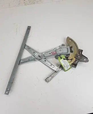 KIA Carens I Rear window lifting mechanism without motor