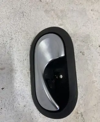 Renault Megane II Front door interior handle 5005400006