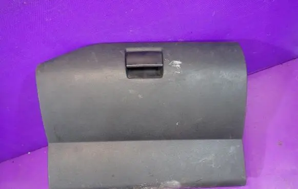 Peugeot Partner Glove box