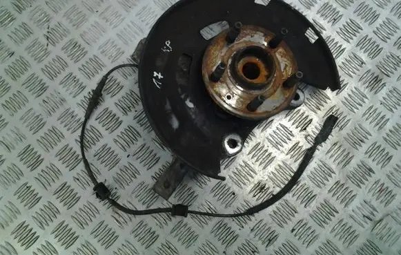 Opel Astra J Front wheel hub