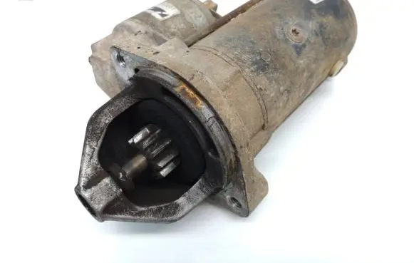 Mercedes-Benz Vito Viano W639 Starter motor Lrs02091 D7r43