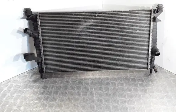 Volvo V50 Coolant radiator
