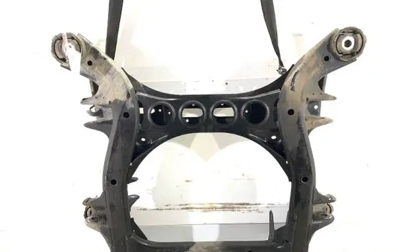 Volkswagen Touareg II Front subframe 