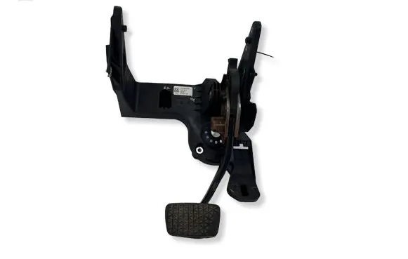 Chevrolet Volt I Brake pedal 23405325