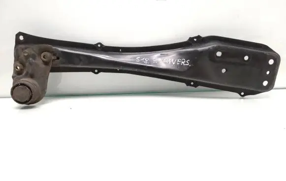 Toyota Avensis T250 Front subframe R035140a