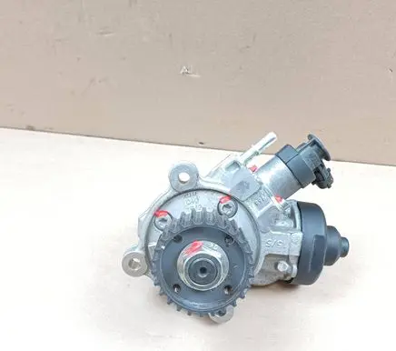 Jeep Wrangler Fuel injection high pressure pump 55274845 0445010747