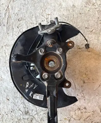 Toyota RAV 4 (XA40) Front wheel hub F180R Y0016 510016
