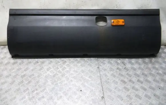 Iveco Daily 35 - 40.10 Rear door trim (molding) 504099680