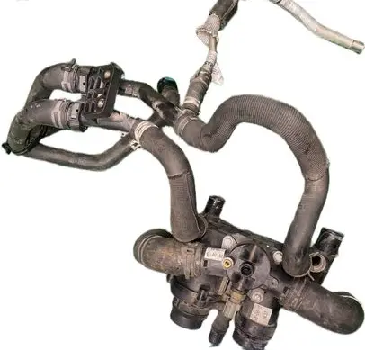 Land Rover Range Rover L322 Thermostat housing CK5Q8584A