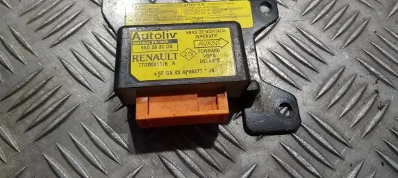 Renault Megane I Airbag deployment crash/impact sensor 7700841176A 550383100