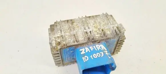 Opel Zafira A Glow plug pre-heat relay 55353011