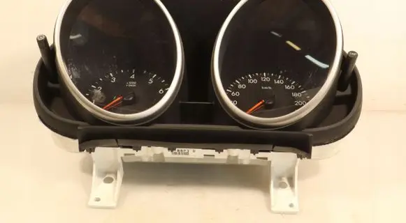 Mazda 3 II Clock LXBBP3D