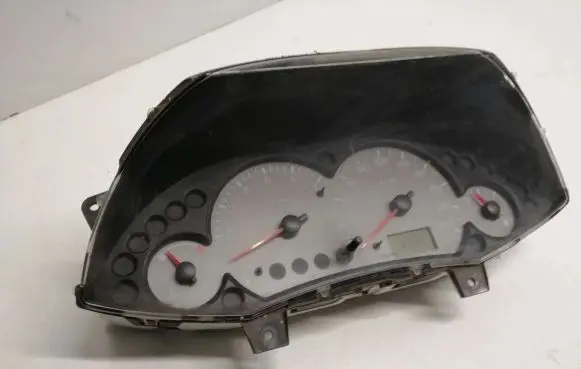 Ford Focus Speedometer (instrument cluster) 98AP10B885AA
