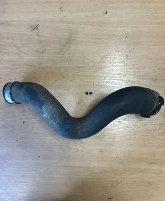 Intercooler hose/pipe