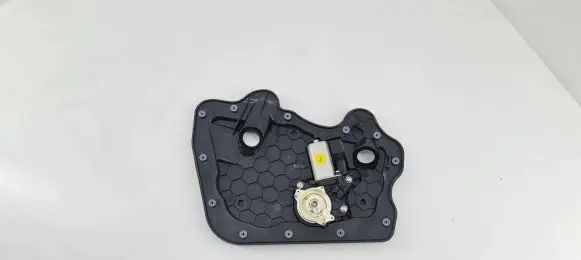 Audi A8 S8 D4 4H Front door soft close latching motor 4H0837916