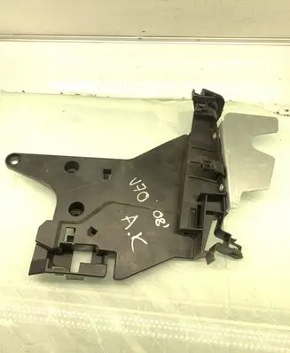 Rear door exterior handle/bracket
