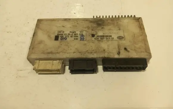 BMW 5 E39 Comfort/convenience module 61356901228 5DK00704717 12037310