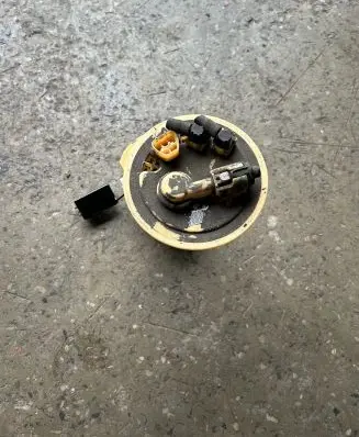 Toyota Verso Fuel level sensor 