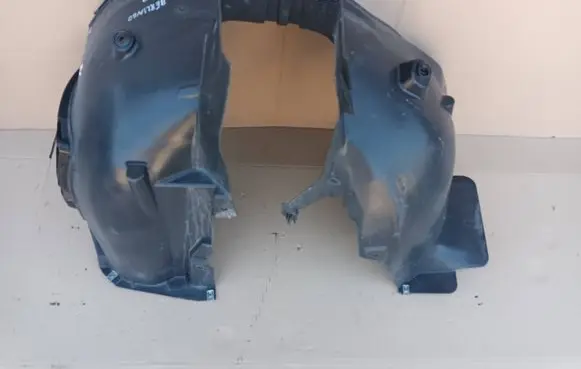 Citroen Berlingo Front wheel arch liner splash guards 9858960880