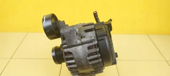Ford Focus Generator/alternator BV6N10300AA JQDB