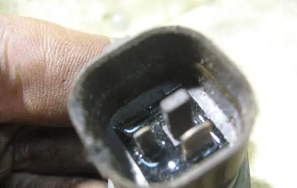 Coolant temperature sensor