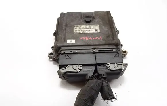 Chrysler Grand Voyager V Engine control unit/module 0281013530 P05187070AJ 1039S28987