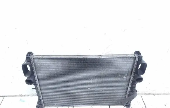 Mercedes-Benz CLS C219 Coolant radiator A2115001302