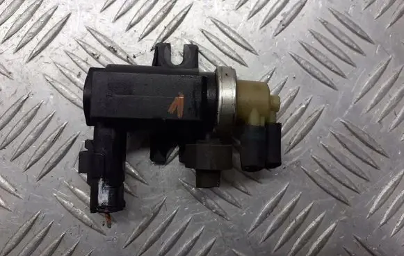 Citroen C5 Valve vacuum 9661960380