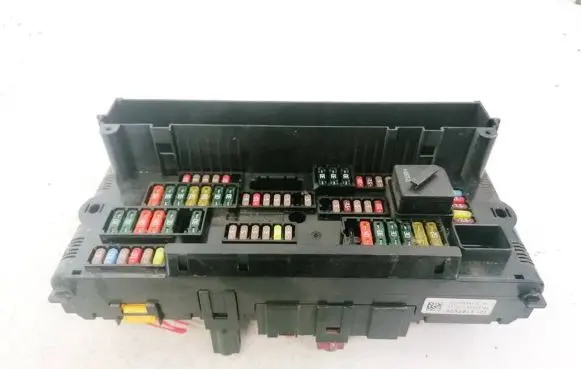 BMW 5 GT F07 Fuse box set 925281501 9252815-01