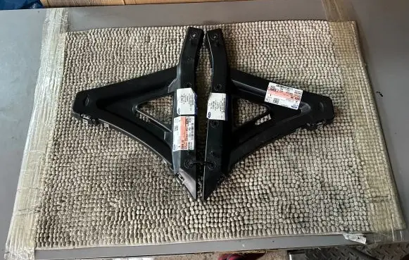 Ford Transit Custom Front bumper mounting bracket GK2117D959AA GK2117D958AA