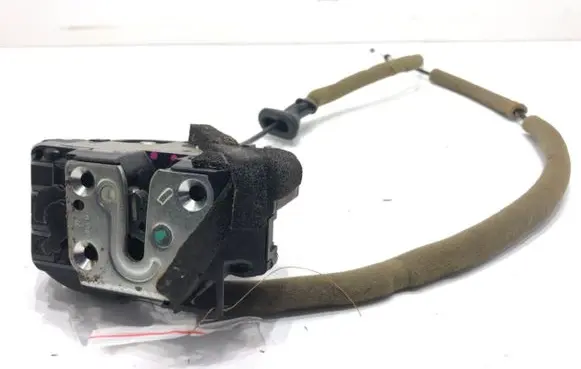 Renault Koleos I Front door lock